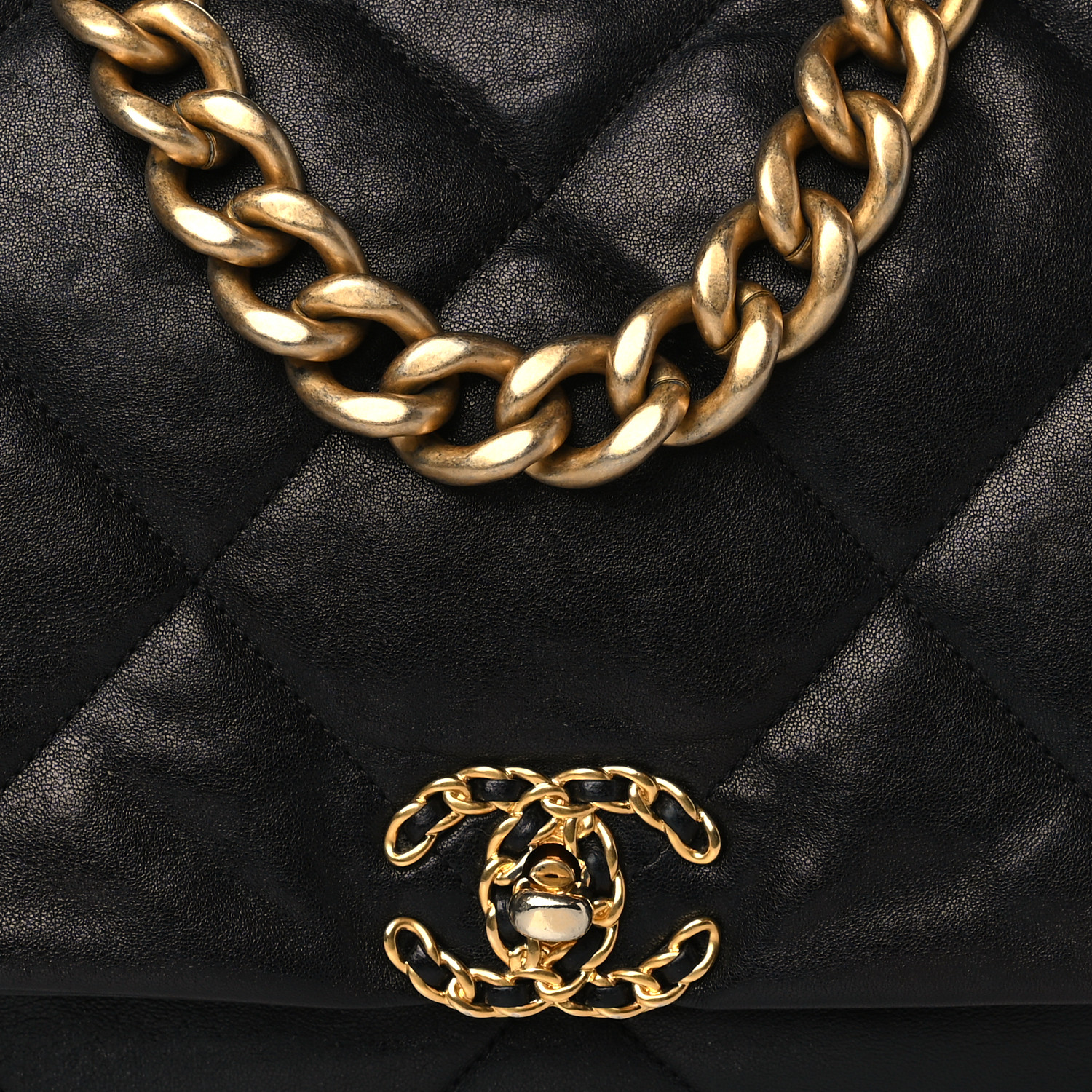 Lambskin Quilted Chanel 19 Flap Black