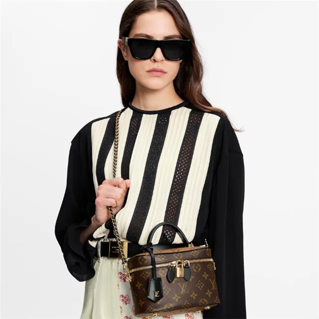 LV VANITY PM M45165