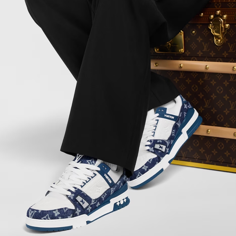 1A9JGT LV Trainer Sneaker
