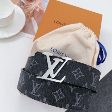 LV Initiales 40mm Reversible Belt M0566U