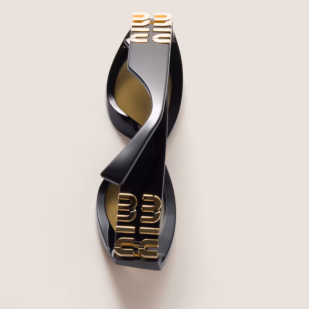 FROM THE RUNWAY Miu Glimpse sunglasses  MYR 2,060