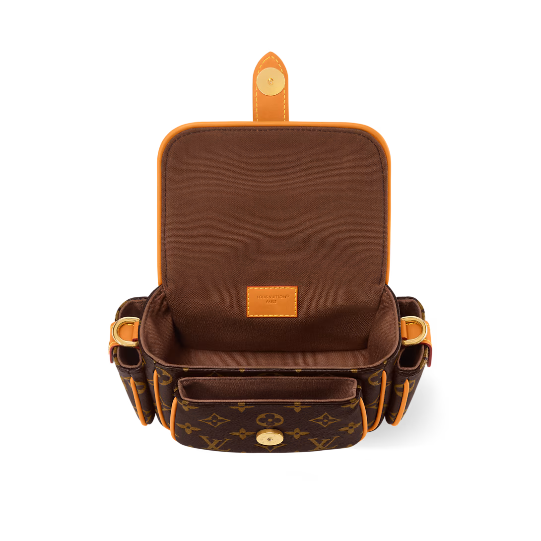 LV Cargo Wearable Wallet  M14742