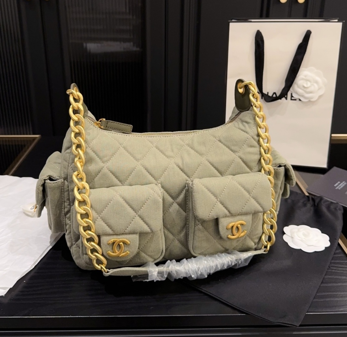 ãð¥Special Offersð¥ãChanel Cambon Ligne Small Reporter Bag