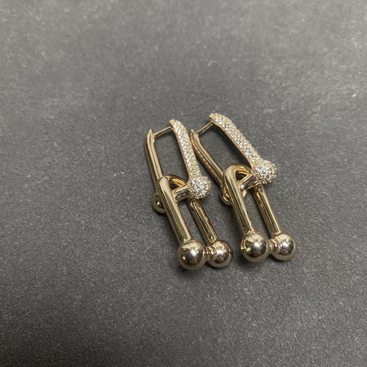 Tiffany Large Link Earrings in Yellow Gold with Pavé Diamonds
