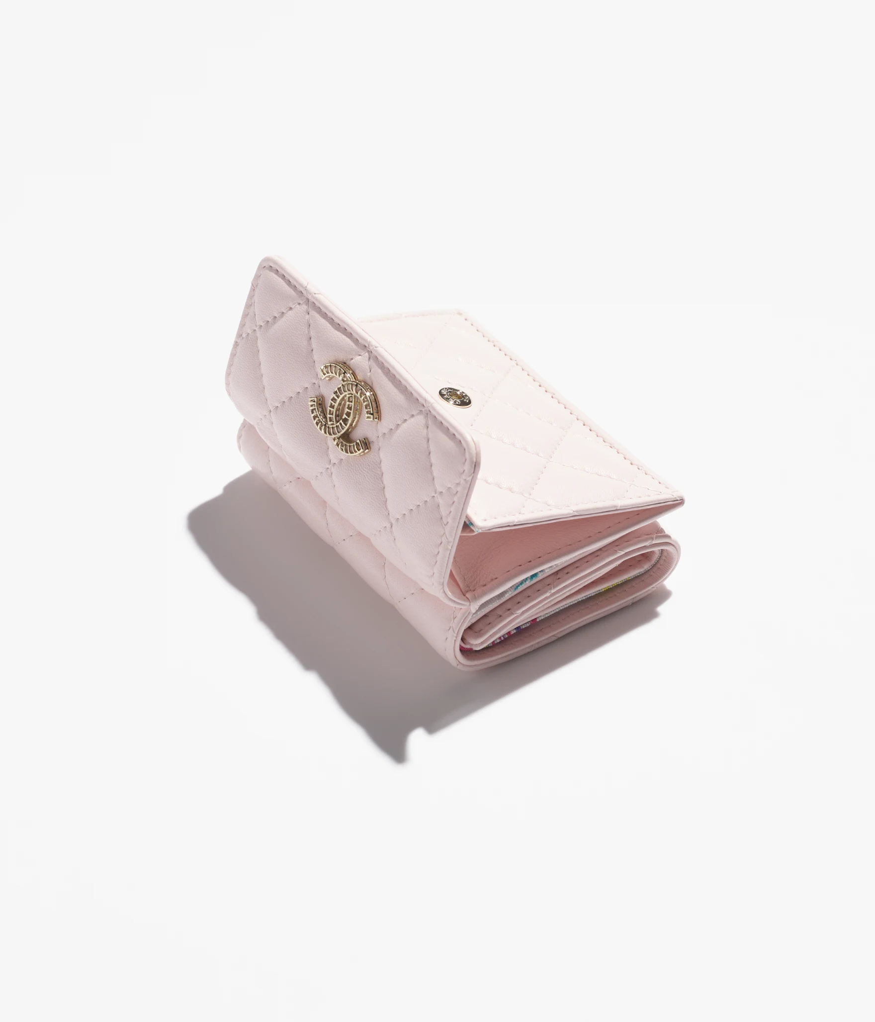 CHANEL Small Flap Wallet-Light Pink