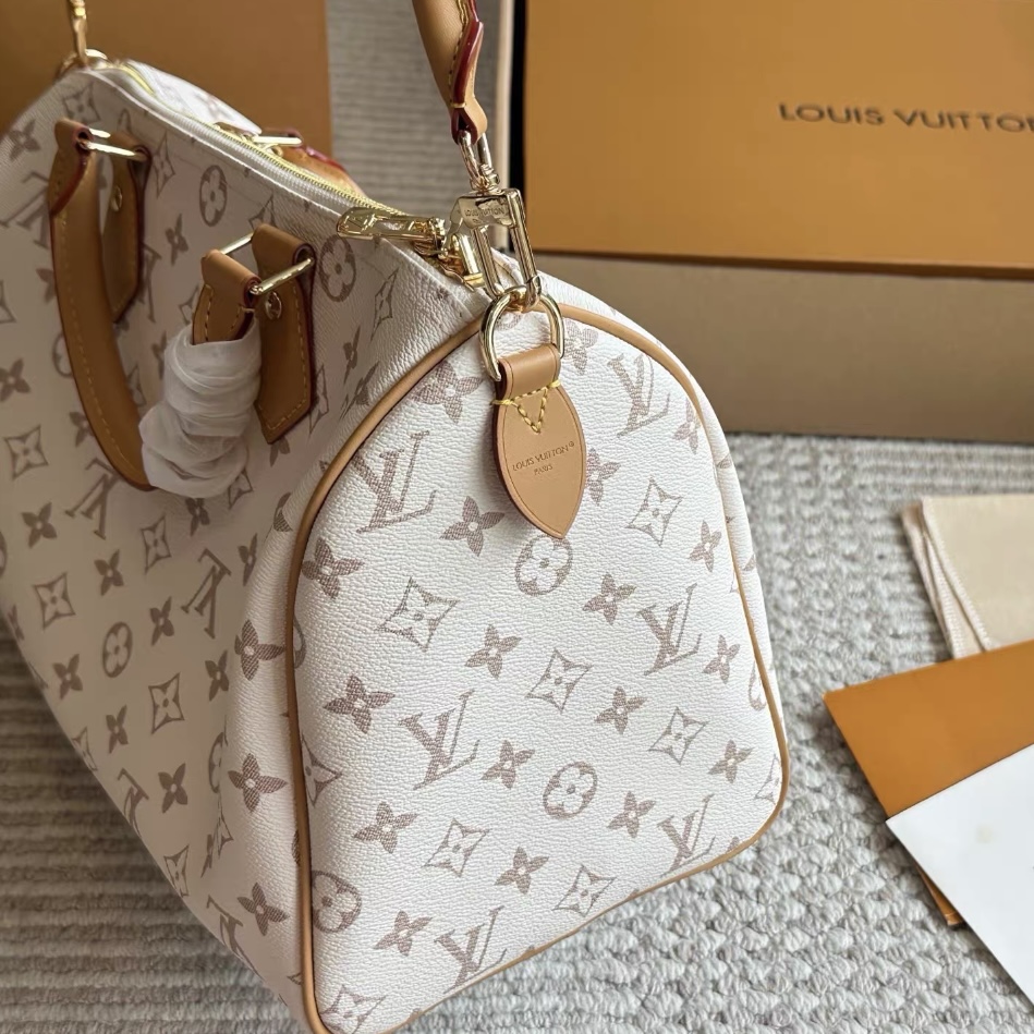 LV Speedy Soft 30 Lucky M15108