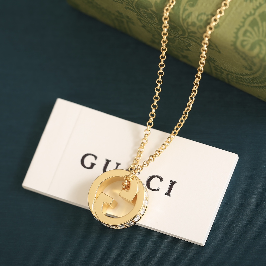 Gucci Blondie Necklace Collection