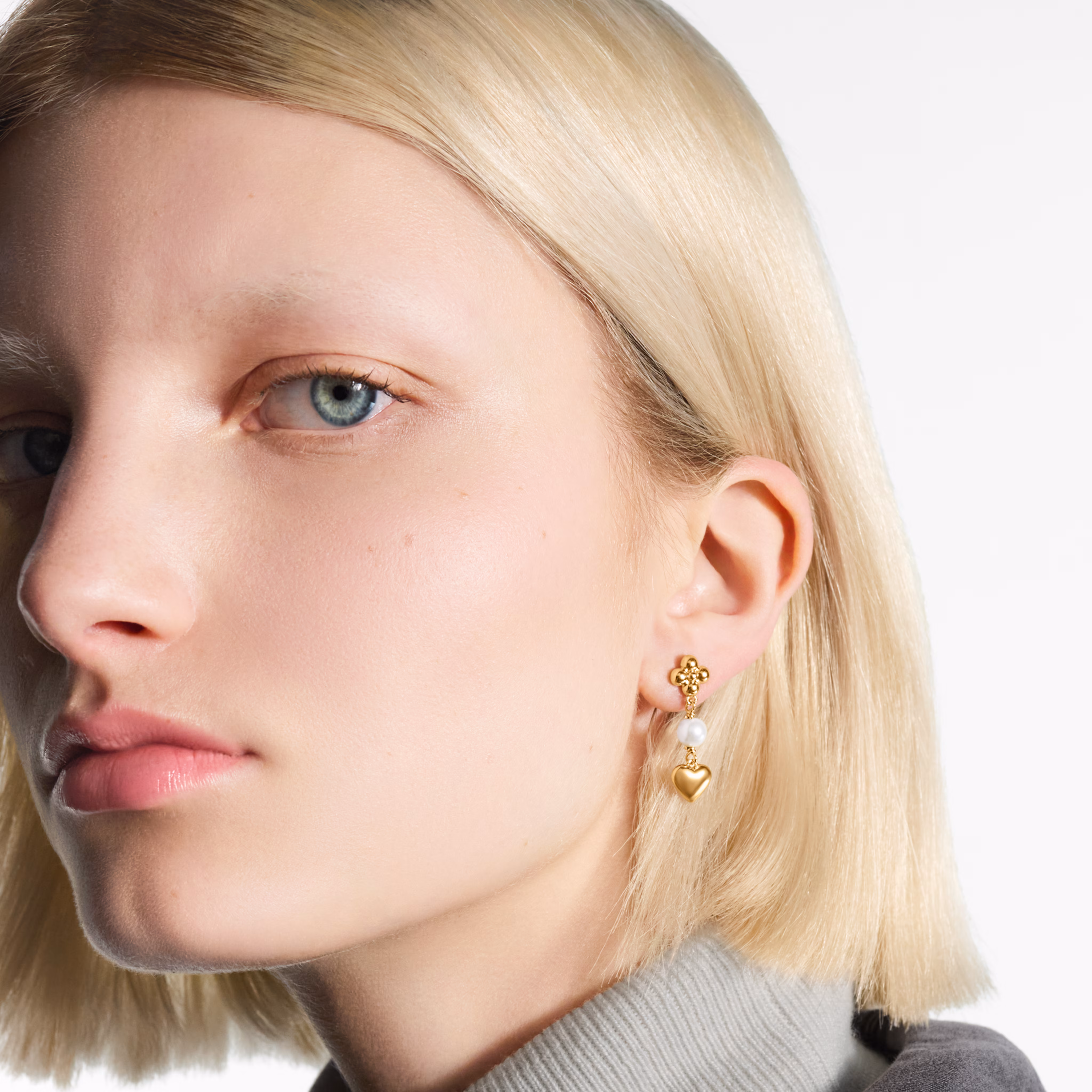 LV Blooming Pearls Earrings M02386
