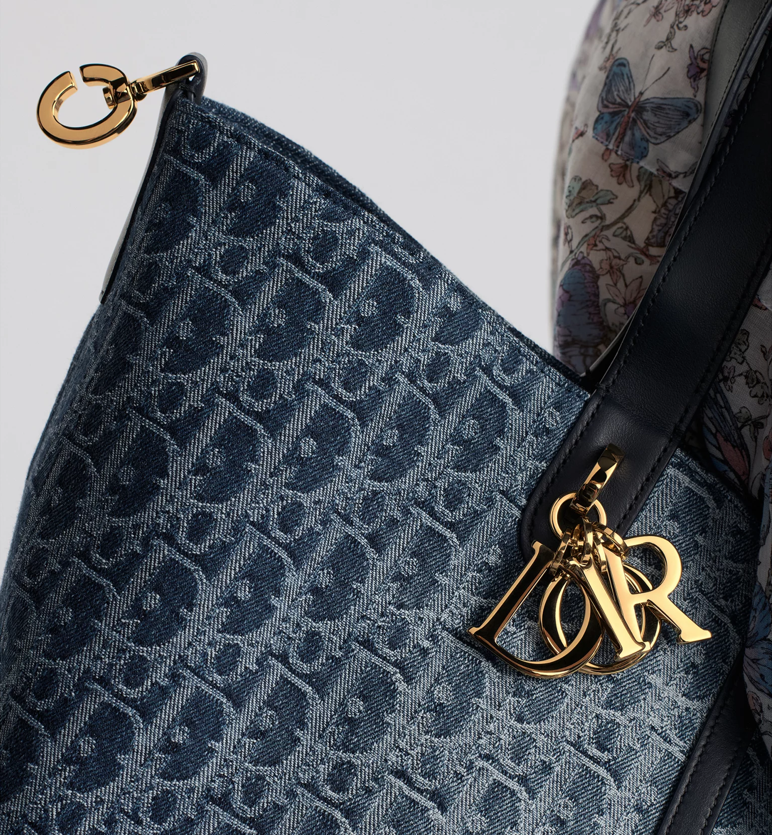 Medium Dior Toujours Bag