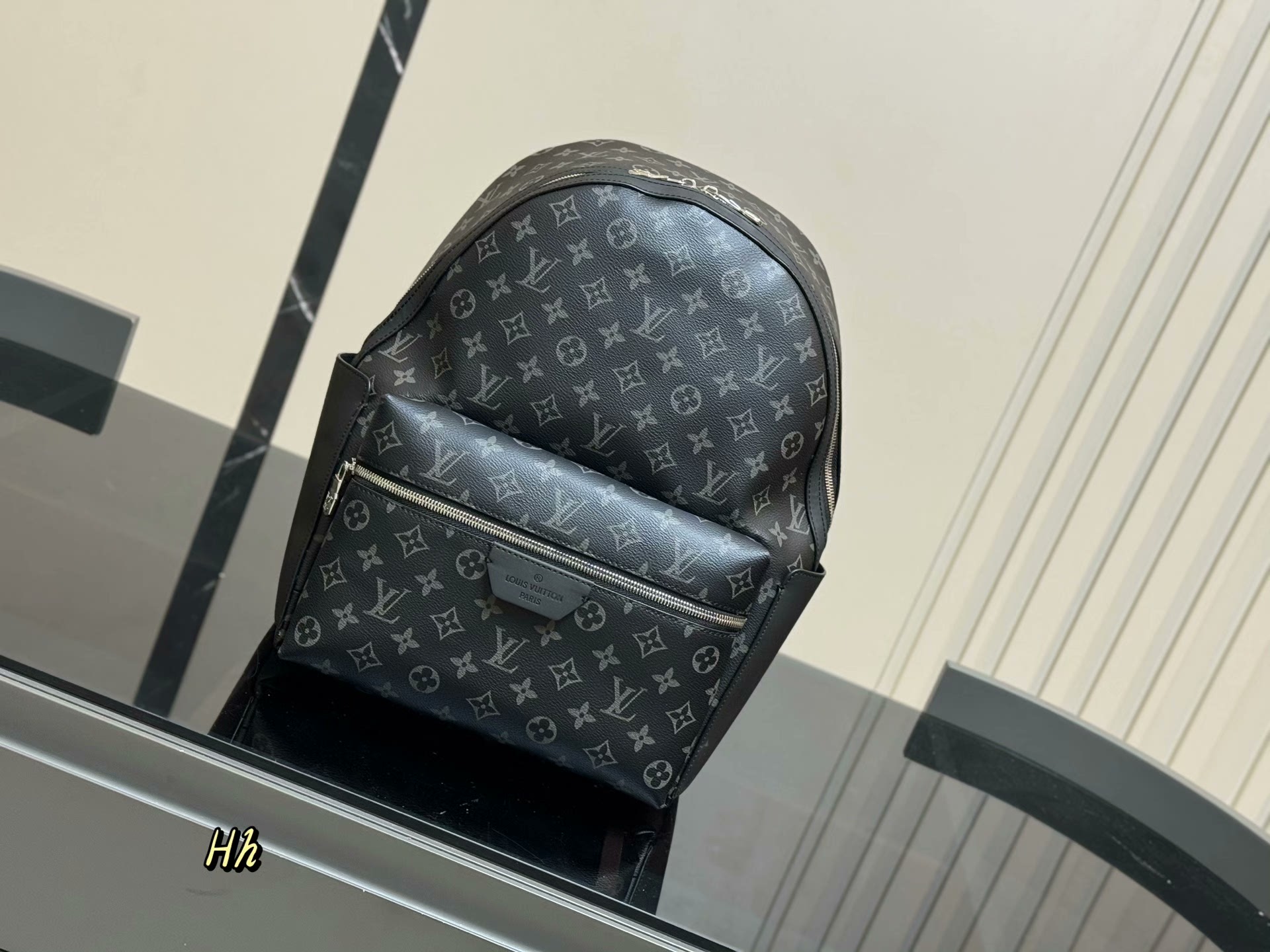 LV Discovery Backpack PM M22558