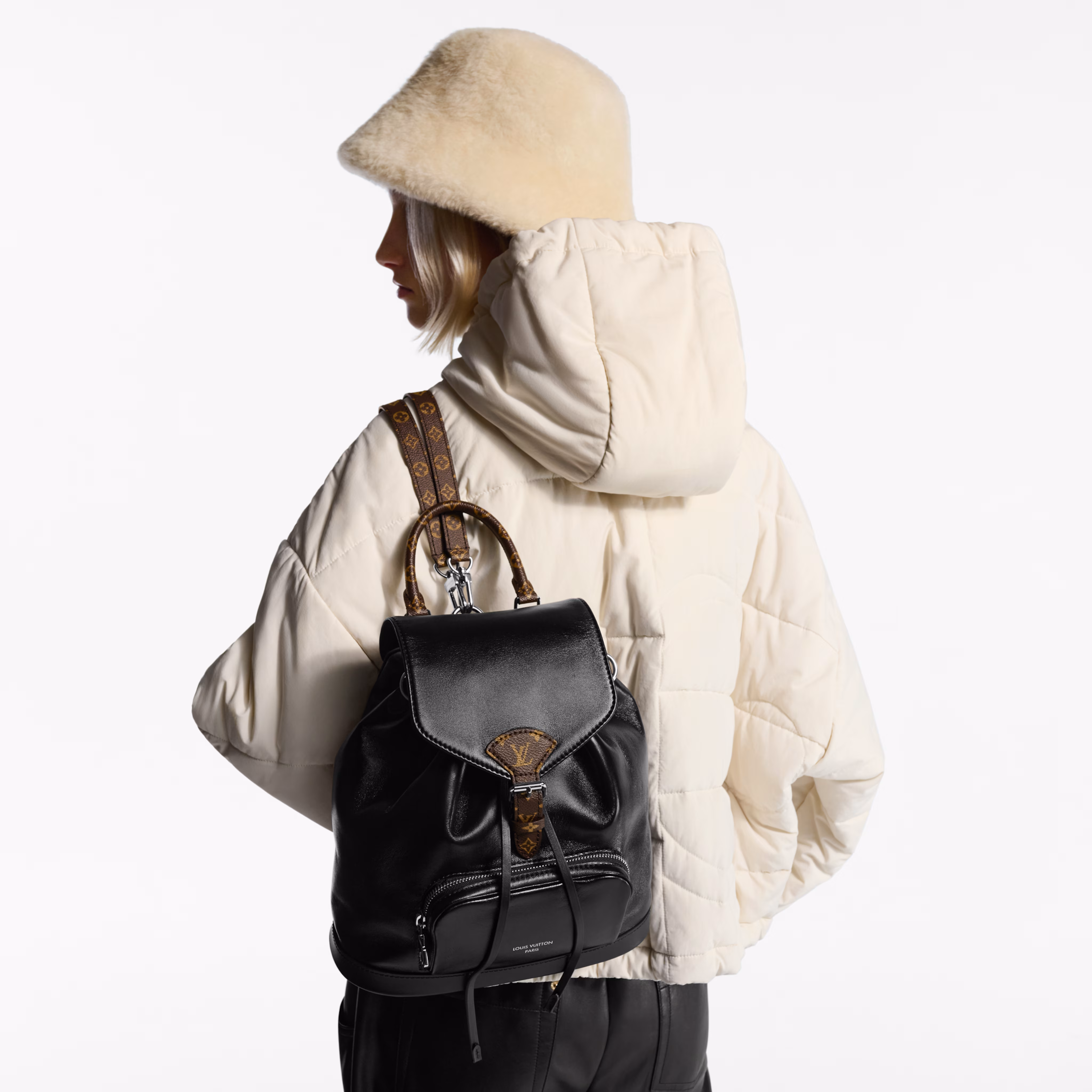 LV Montsouris Vibe PM M12587