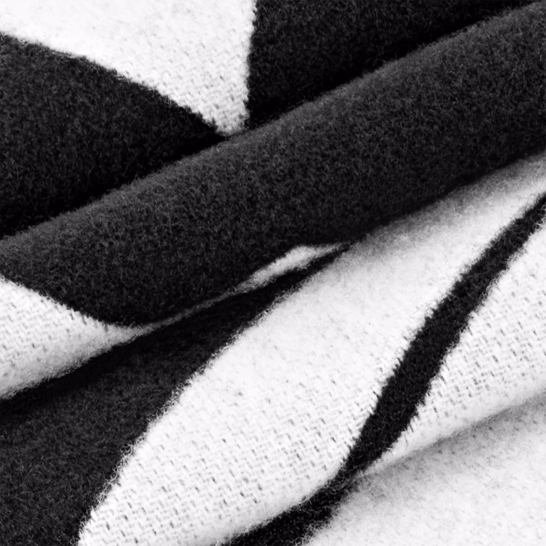 LV Lock And Keys Scarf M92855