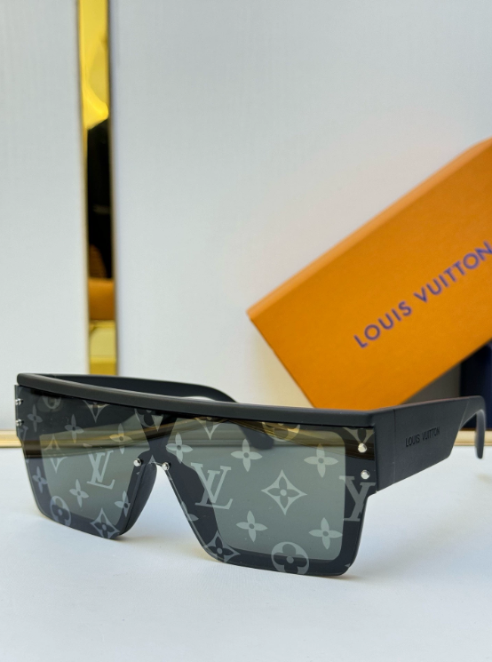 LV Waimea L Sunglasses Z1583W