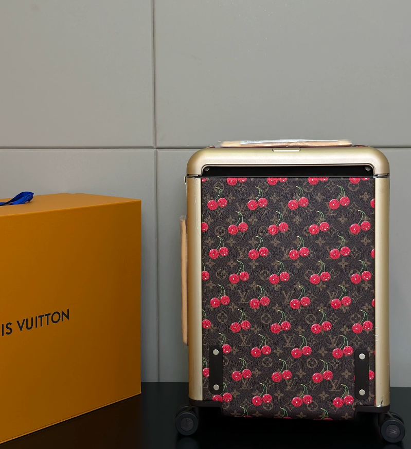 LV x TM Horizon 55 M13789