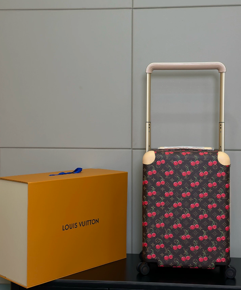LV x TM Horizon 55 M13789