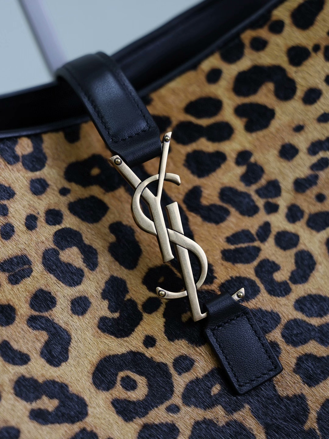 YSL LE 5 À 7 BEA in pony hair leather