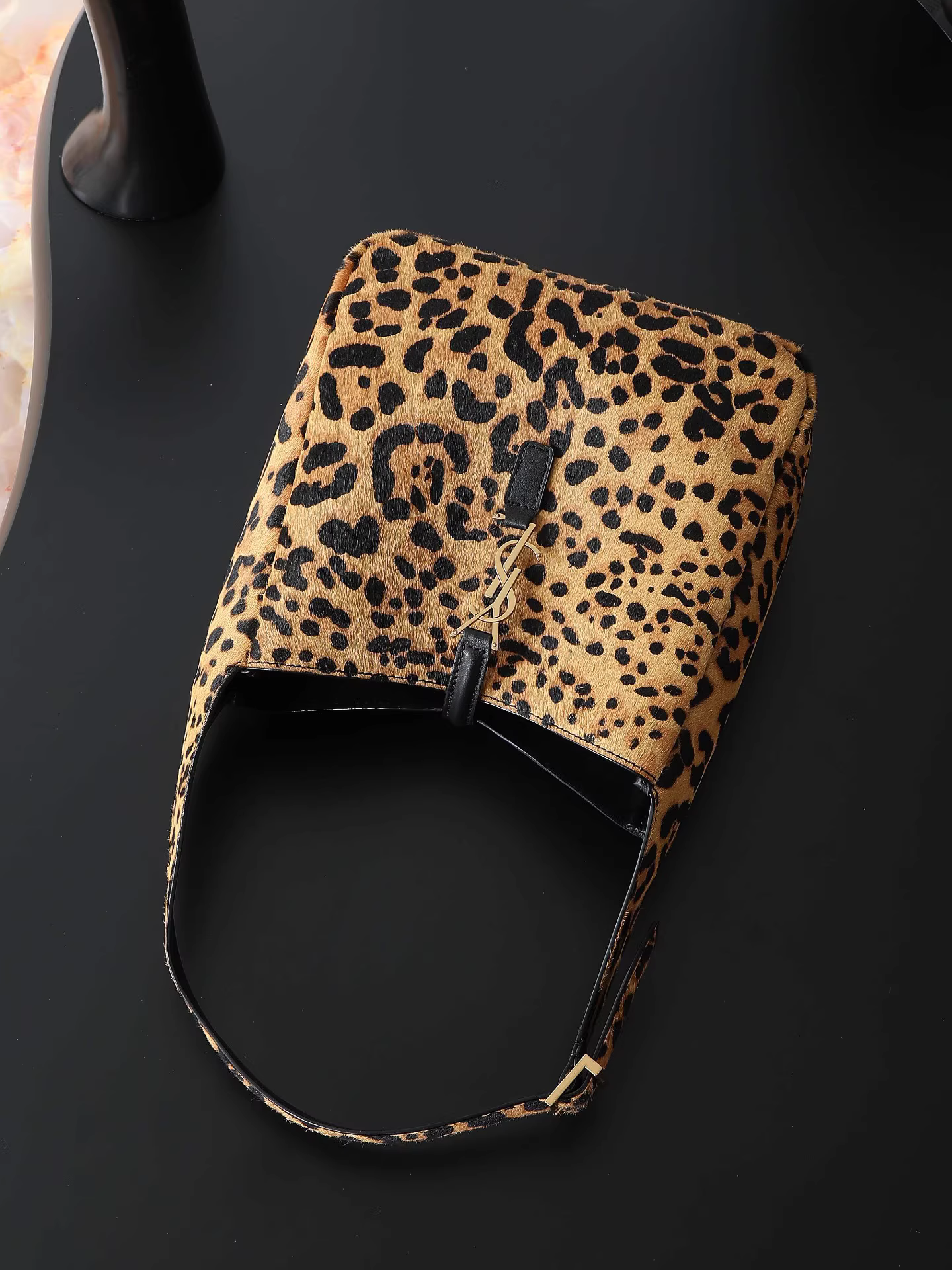 YSL LE 5 À 7 supple small in pony hair leather